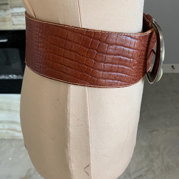 Aviator By Adelfio Made in Italy Brown Leather Belt with Mother of Pearl Size 80 main image 8
